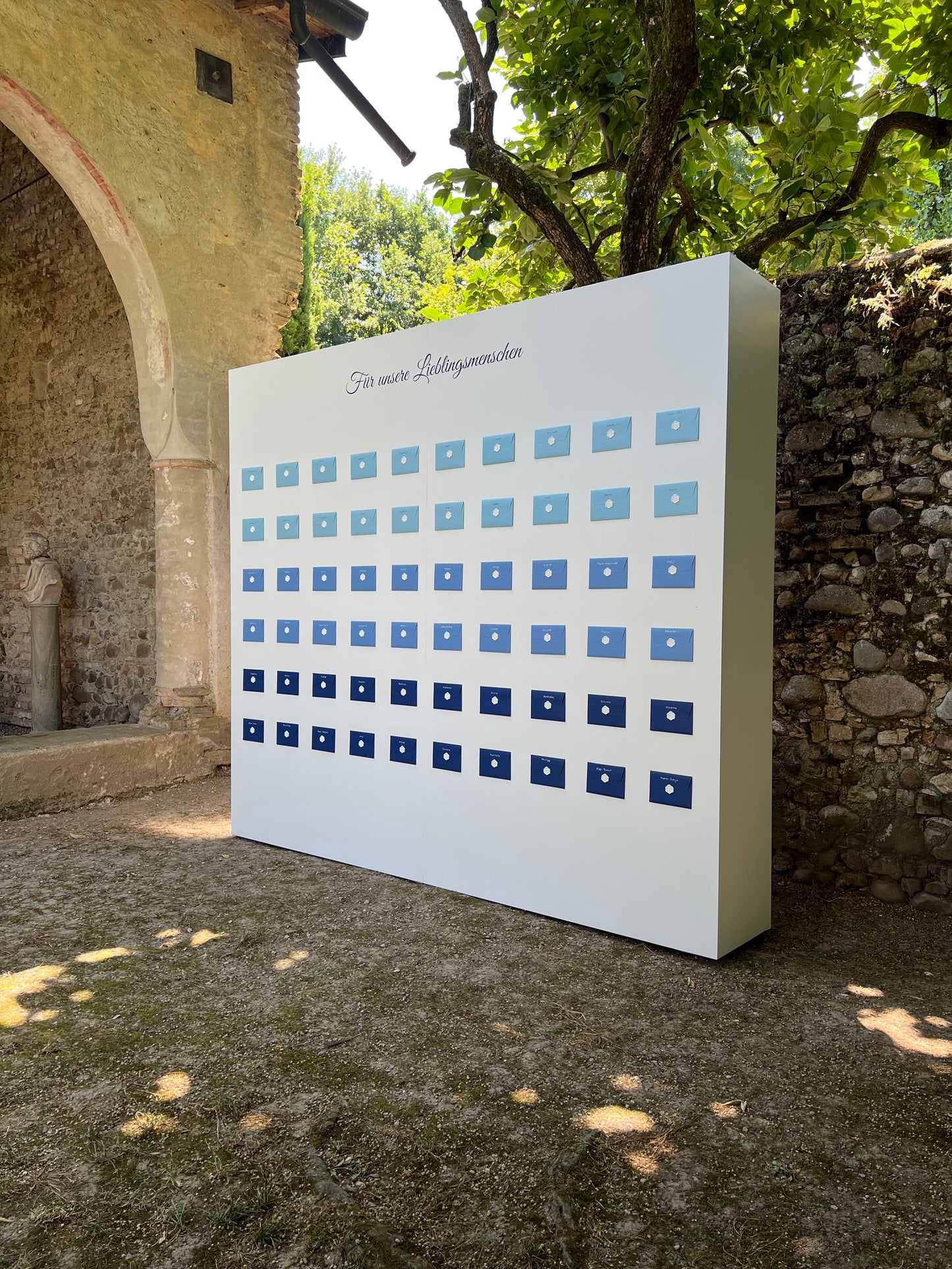 Noleggio Seating Chart "Belle"