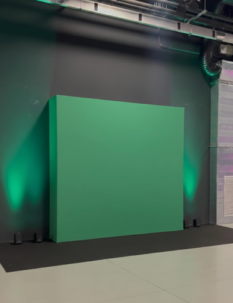 Noleggio Photobooth Aziendale Personalizzabile