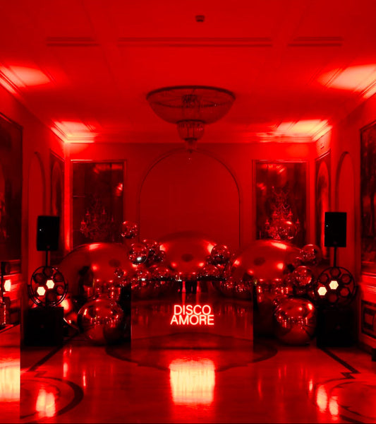 Noleggio Sfere DJ Booth | Disco Party